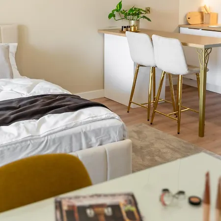 Z Tarasem Otynska 4 - Properunit *